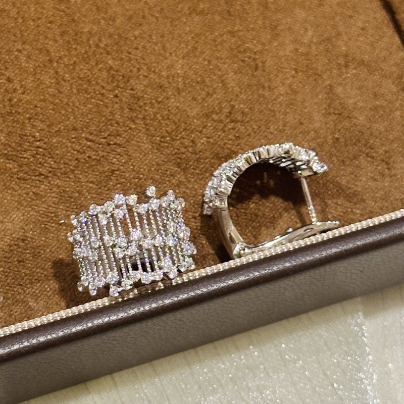 UNCLASSIFIED BRAND